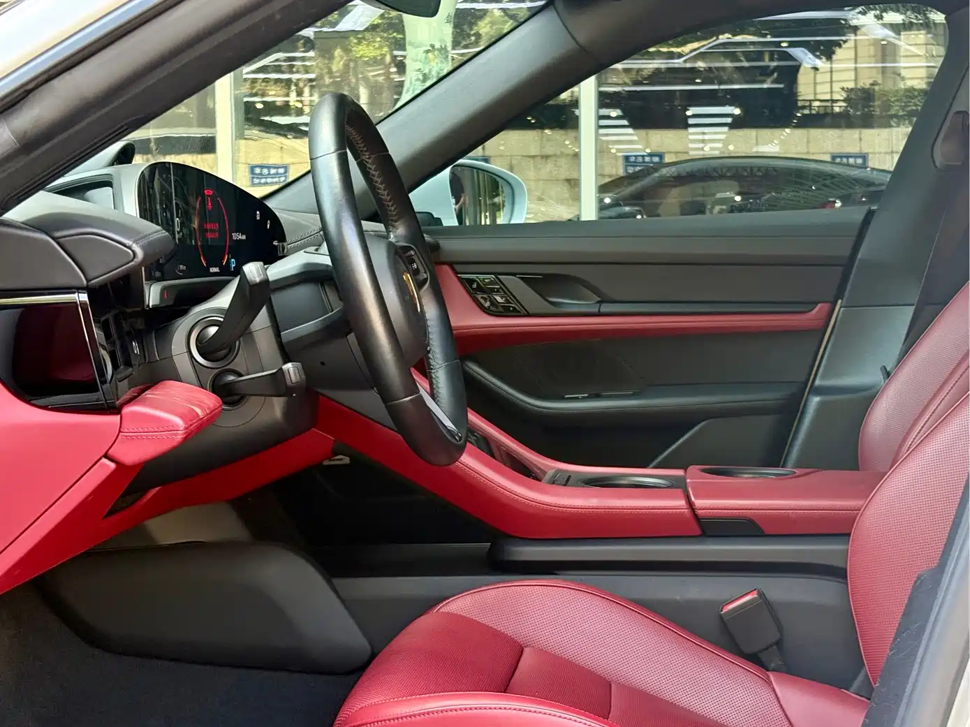 Porsche Taycan 2021 2020 Taycan