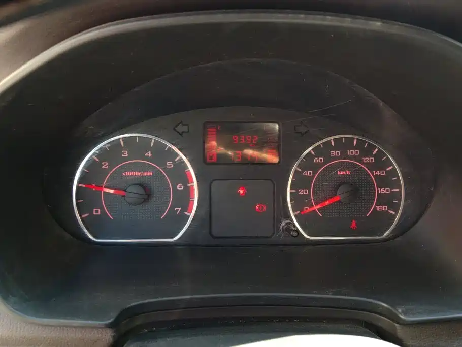 Wuling Motors Wuling Hongguang V 2025 2022 1.5L Power Take Edition Electric Power Steering LAR