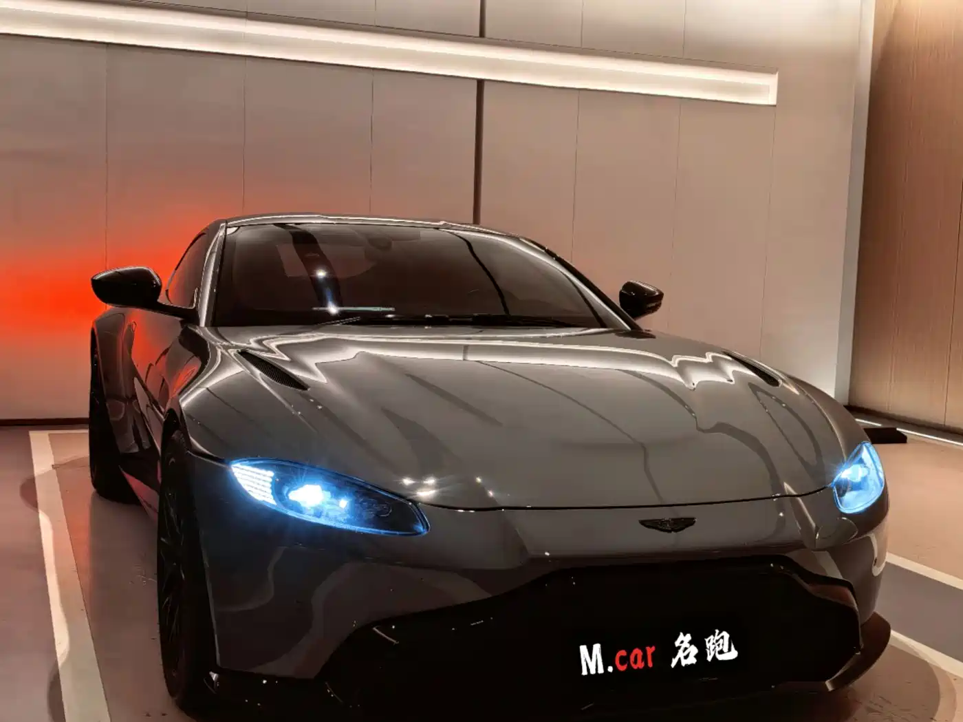 Aston Martin V8 Vantage 2021 2018 4.0T V8 Coupe