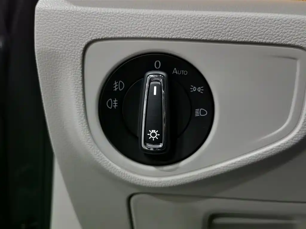 Volkswagen Teramont 2017 530 V6 AWD Ultimate Flagship Edition фото 21