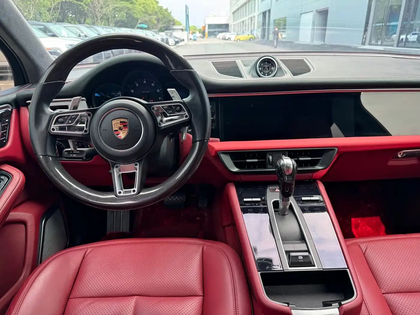 Porsche Macan 2018 Macan 2.0T фото 11