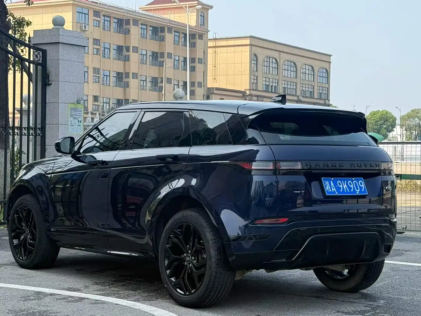 LAND ROVER RANGE ROVER AURORA