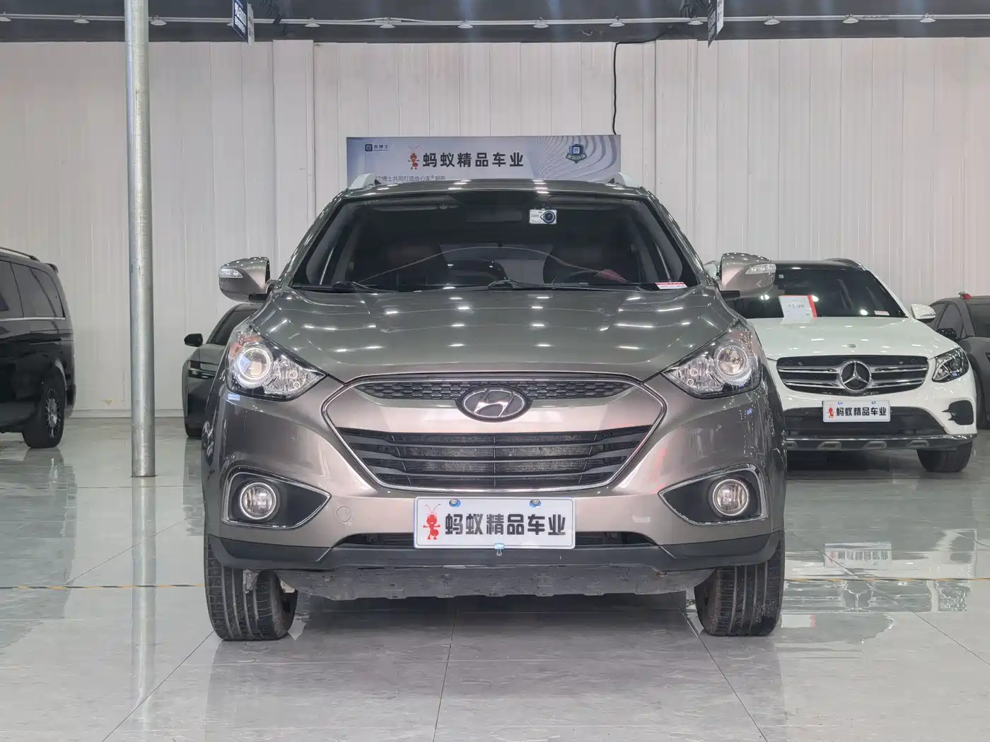 Hyundai Beijing Hyundai ix35 2012 2.0L Automatic 2WD GLS Elite фото 2