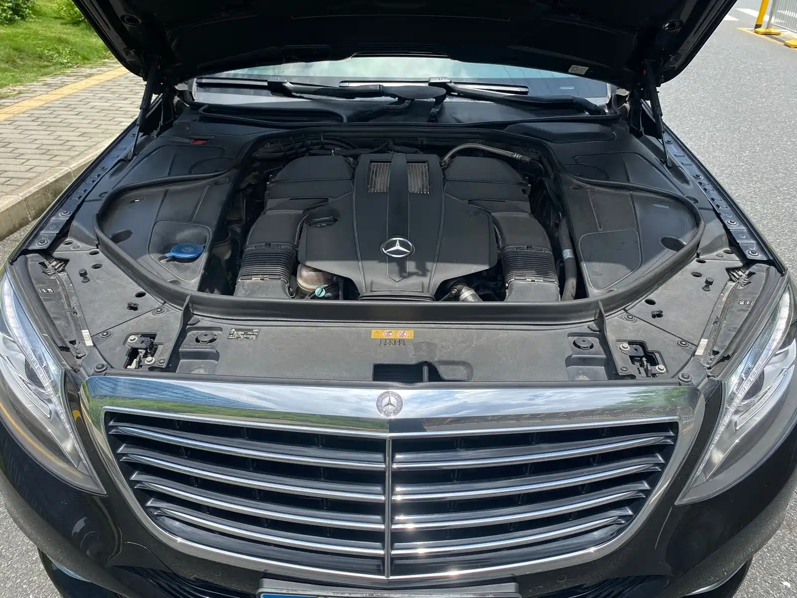 Фото 17 - Mercedes-Benz S-Class