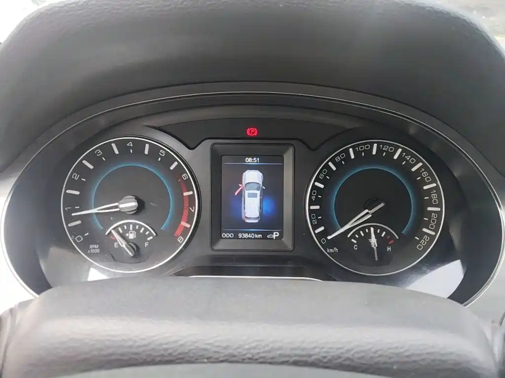 Фото 8 - Haval H2