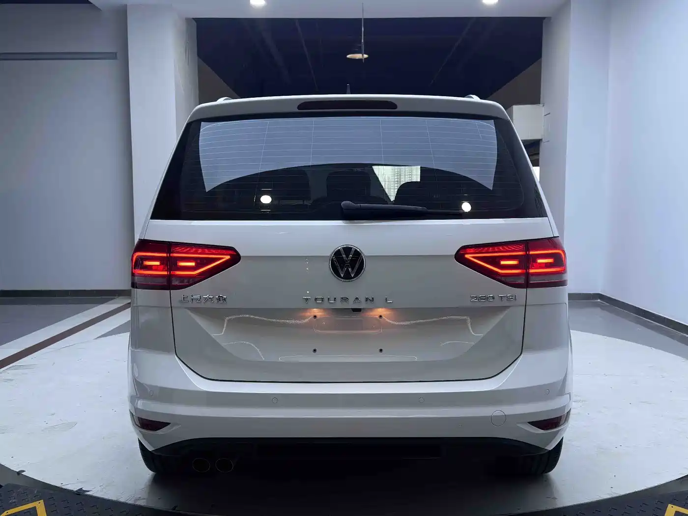 Volkswagen Touran 2023 2022 Touran L 280TSI DSG Comfort 7-seater