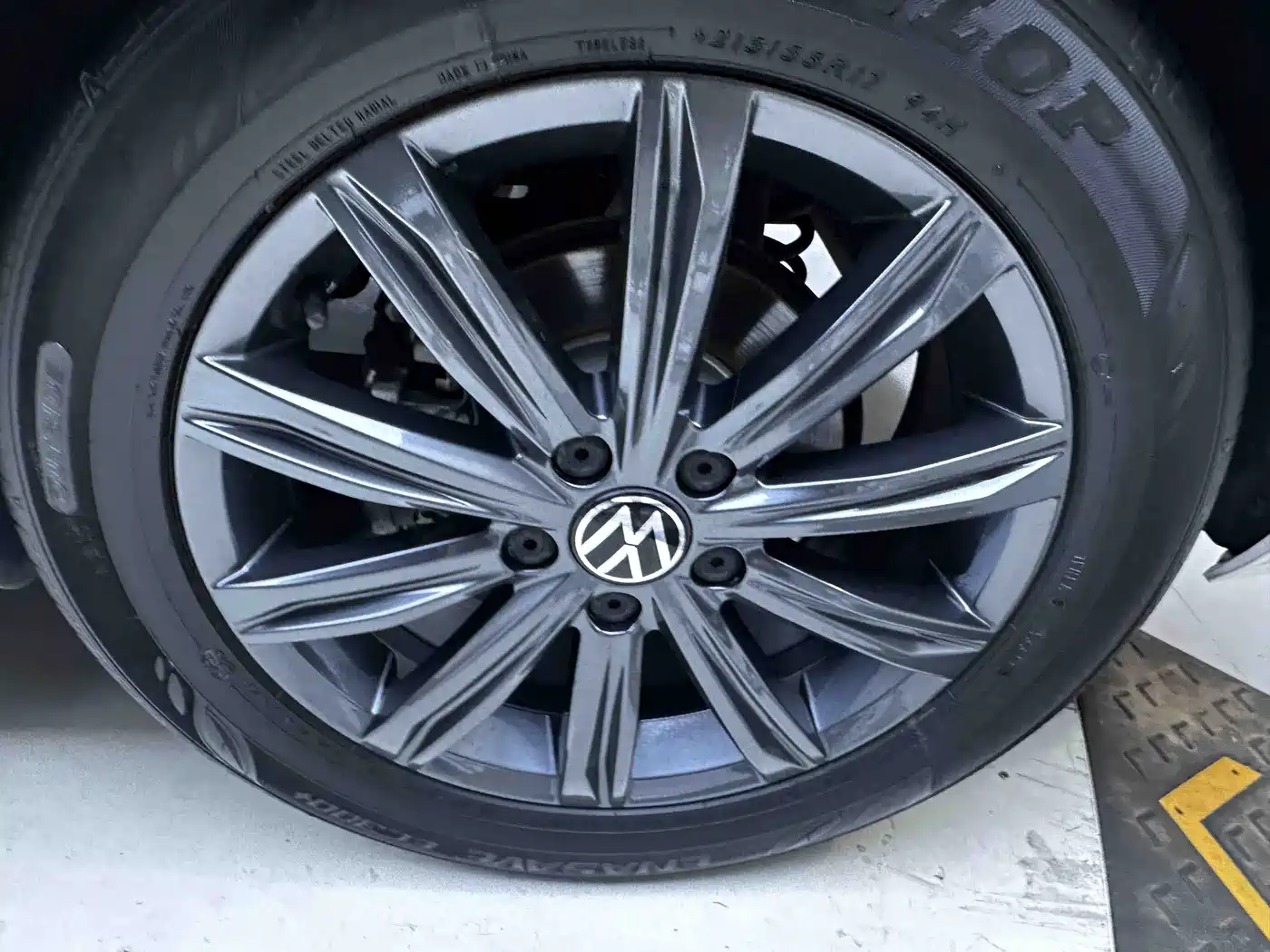 Volkswagen Touran 2023 2022 Touran L 280TSI DSG Comfort 7-seater