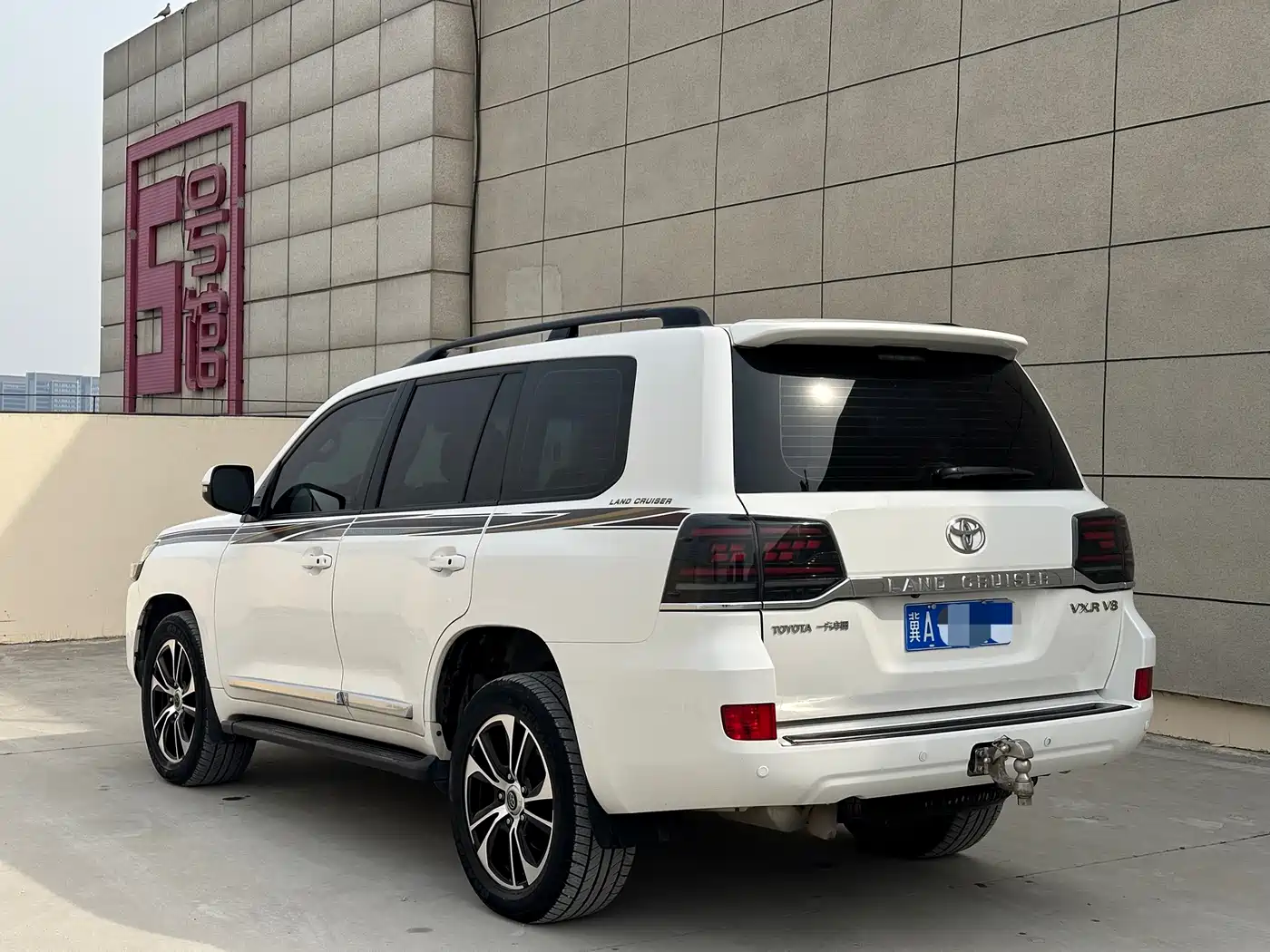 Toyota Land Cruiser 2010 Model 4.7L Automatic VX фото 12