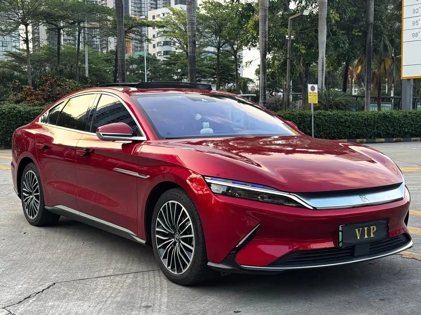 BYD HAN