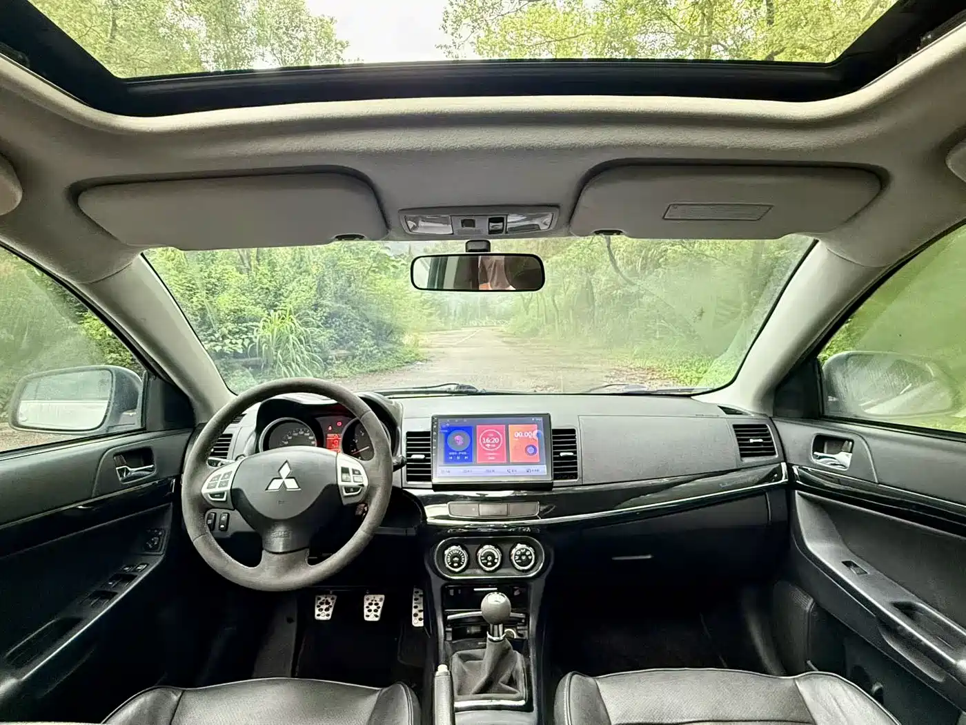 Mitsubishi Lancer EX 2014 2014 Racing Edition 1.8L Manual Comfort
