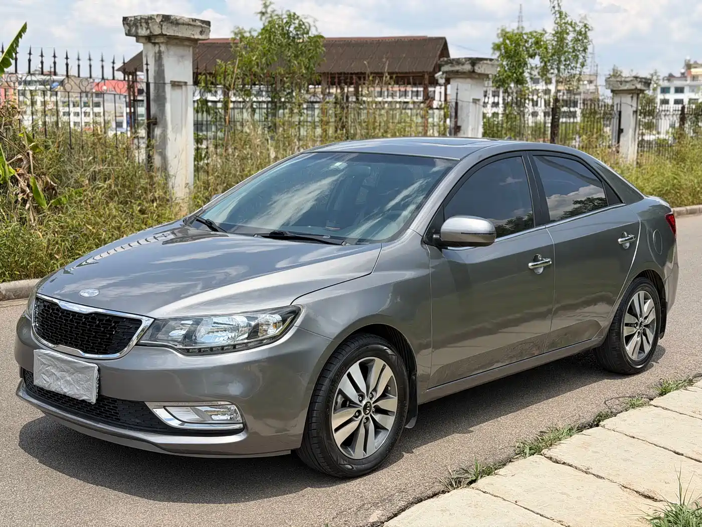 Kia Forte 2014 1.6L AT Premium