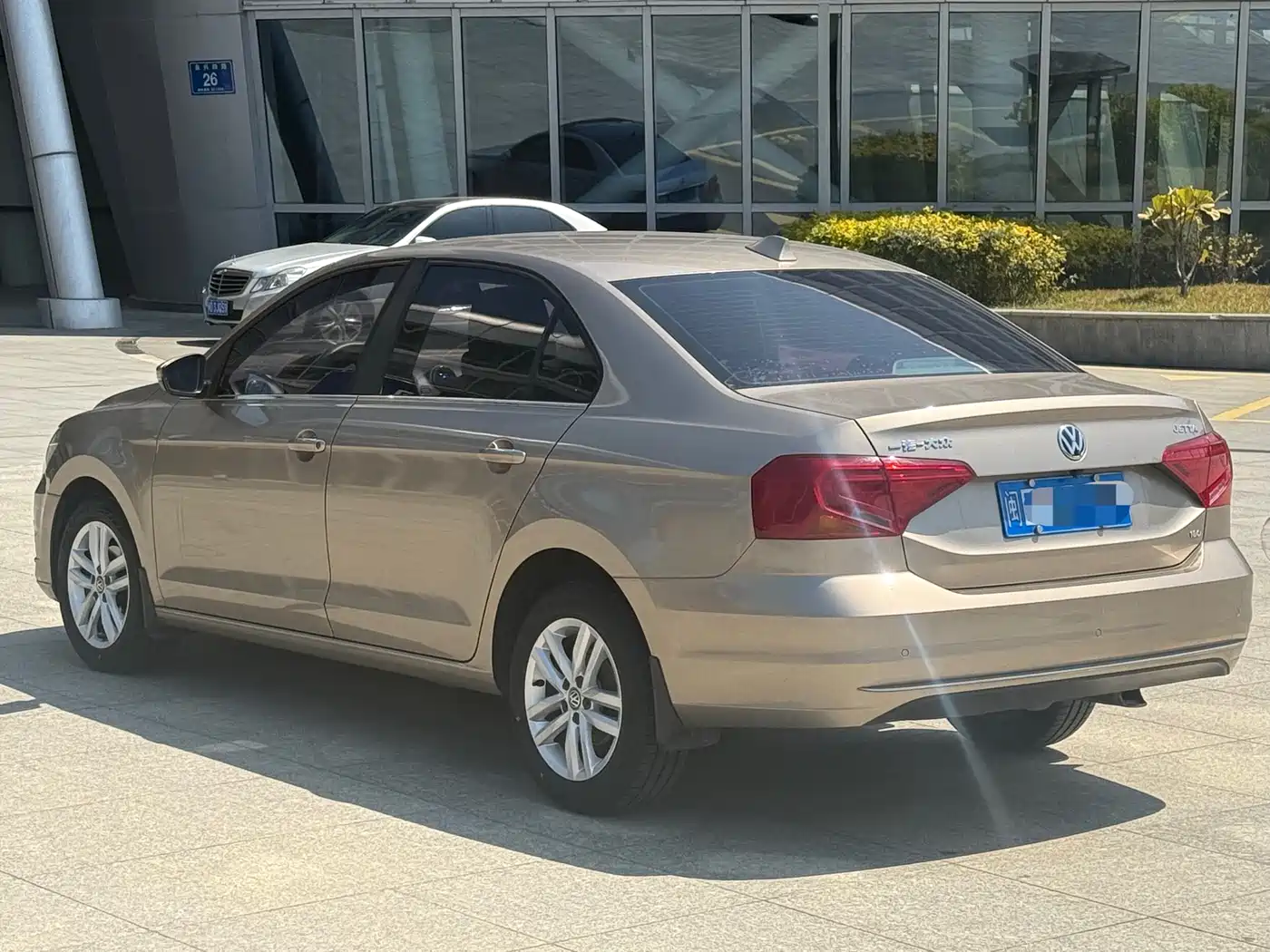 Volkswagen Jetta 2017 1.5L Automatic Comfort фото 6