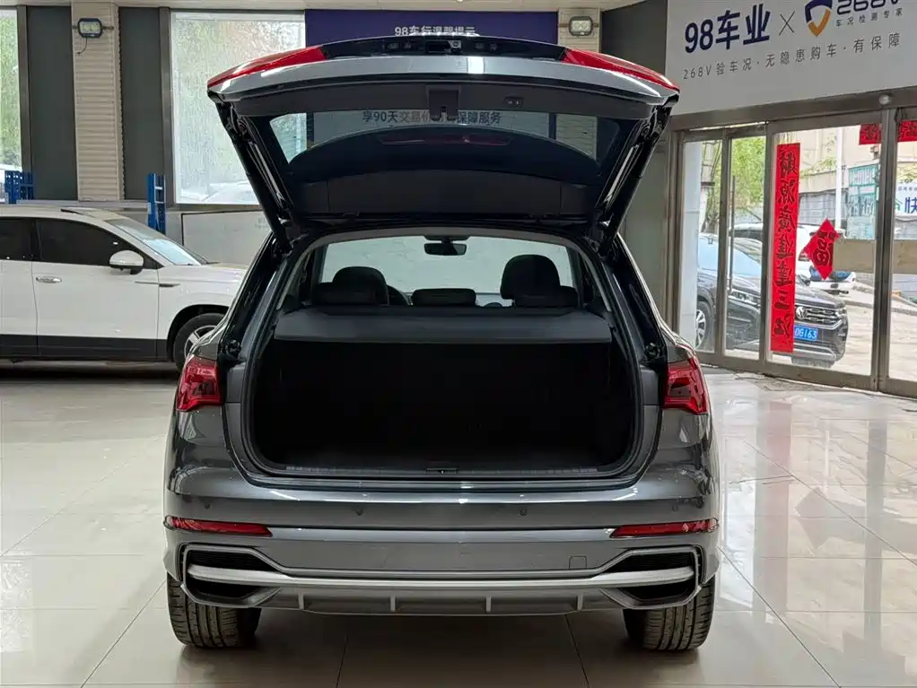 Audi Q3 2023 35 TFSI Fashion Dynamic Model (1.5T) фото 23