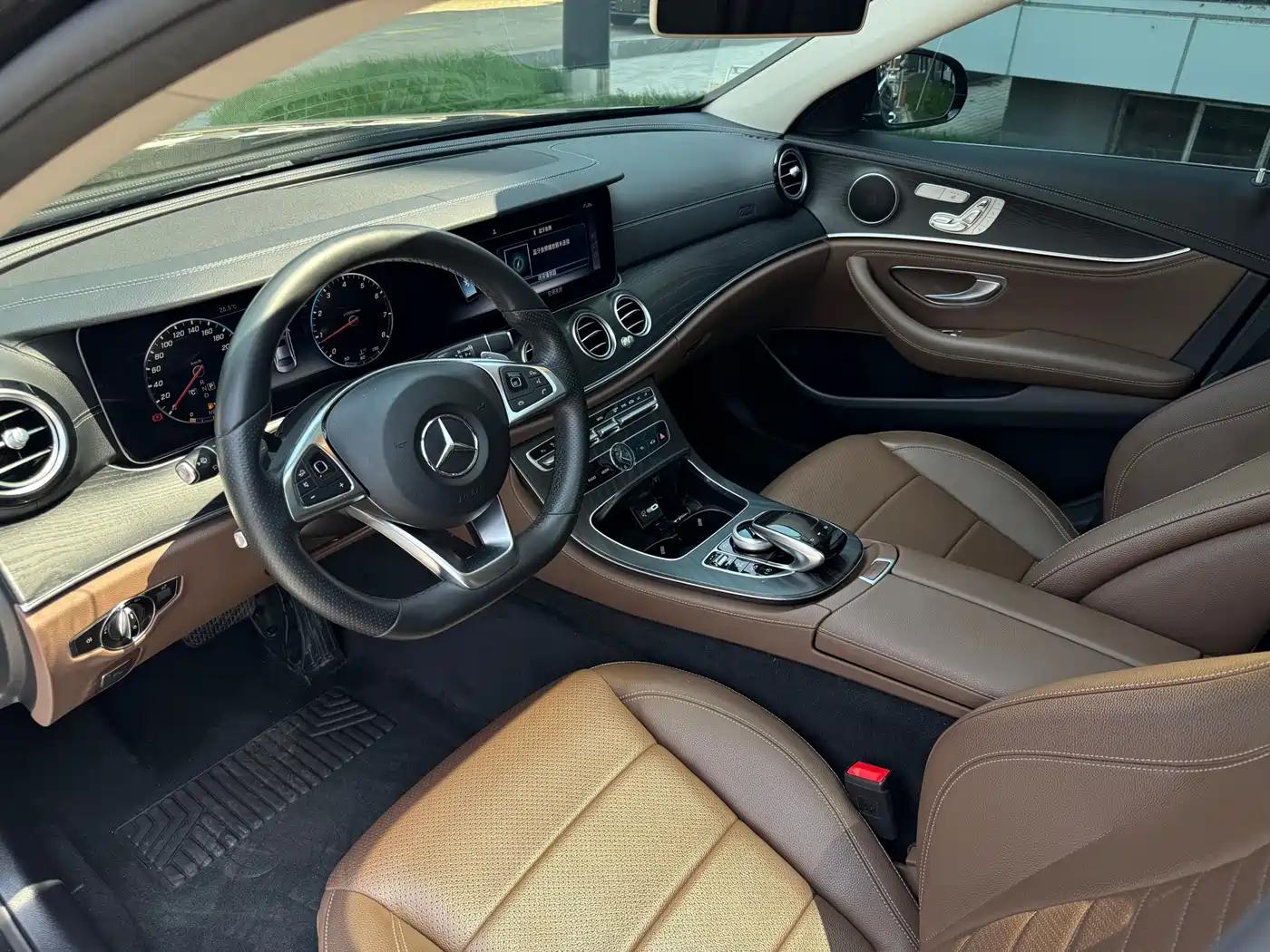 Mercedes-Benz E-Class 2018 Facelift E 300 L Sport Fashion фото 8