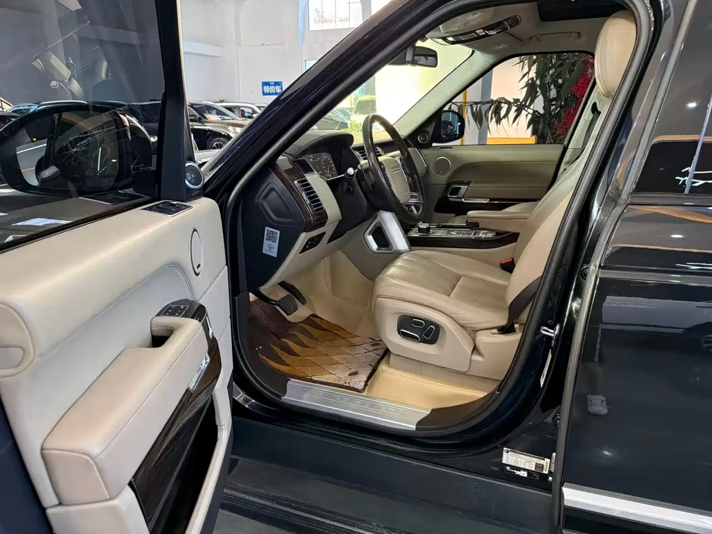 Land Rover Range Rover 2014 3.0 SC V6 Vogue фото 5