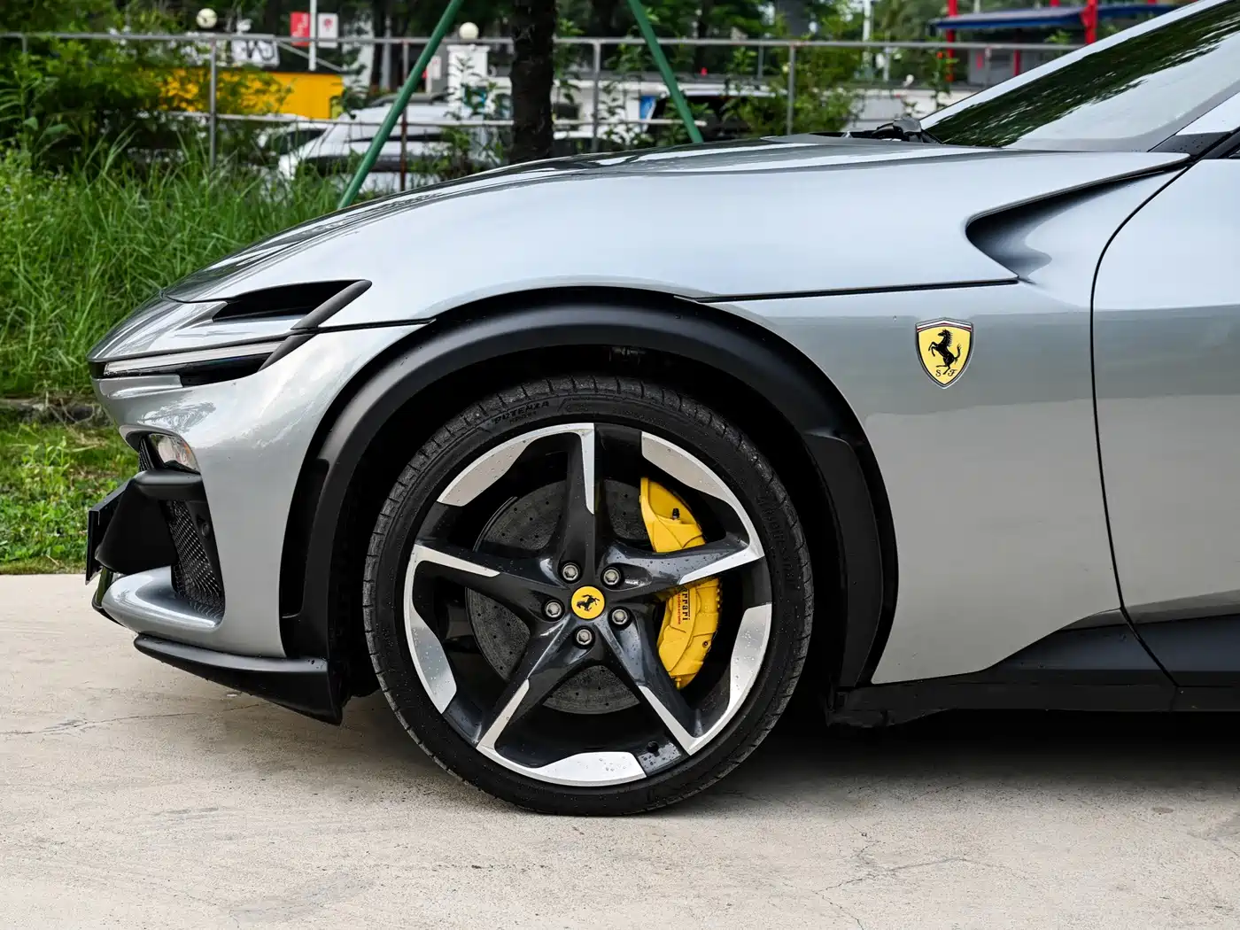 Ferrari Purosangue 2025 2023 6.5L V12