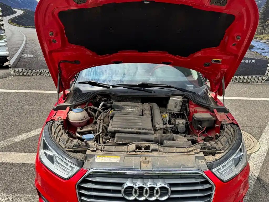 Audi A1 2017 2016 30 TFSI Sportback Design Style Edition