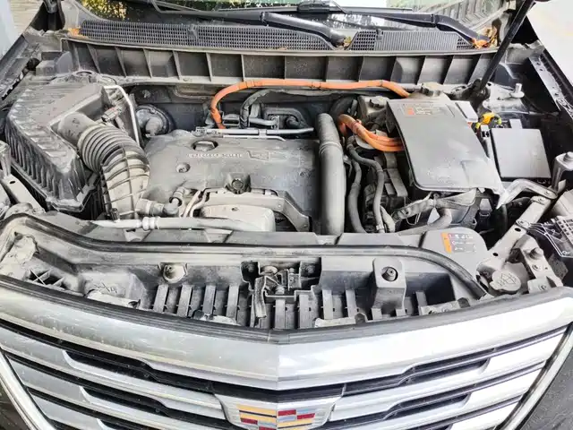 Cadillac XT5 2018 28E 4WD Leading — фото 3