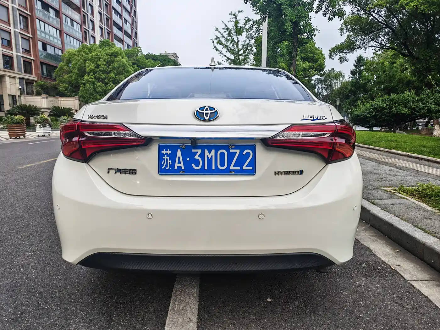 Toyota Levin 2016 Hybrid 1.8H GS E-CVT Elite Sunroof фото 5