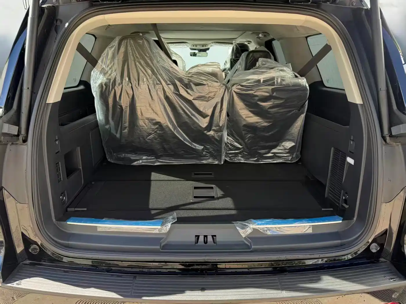 Lincoln Navigator 2026 2024 3.5T Long Wheelbase Presidential Edition