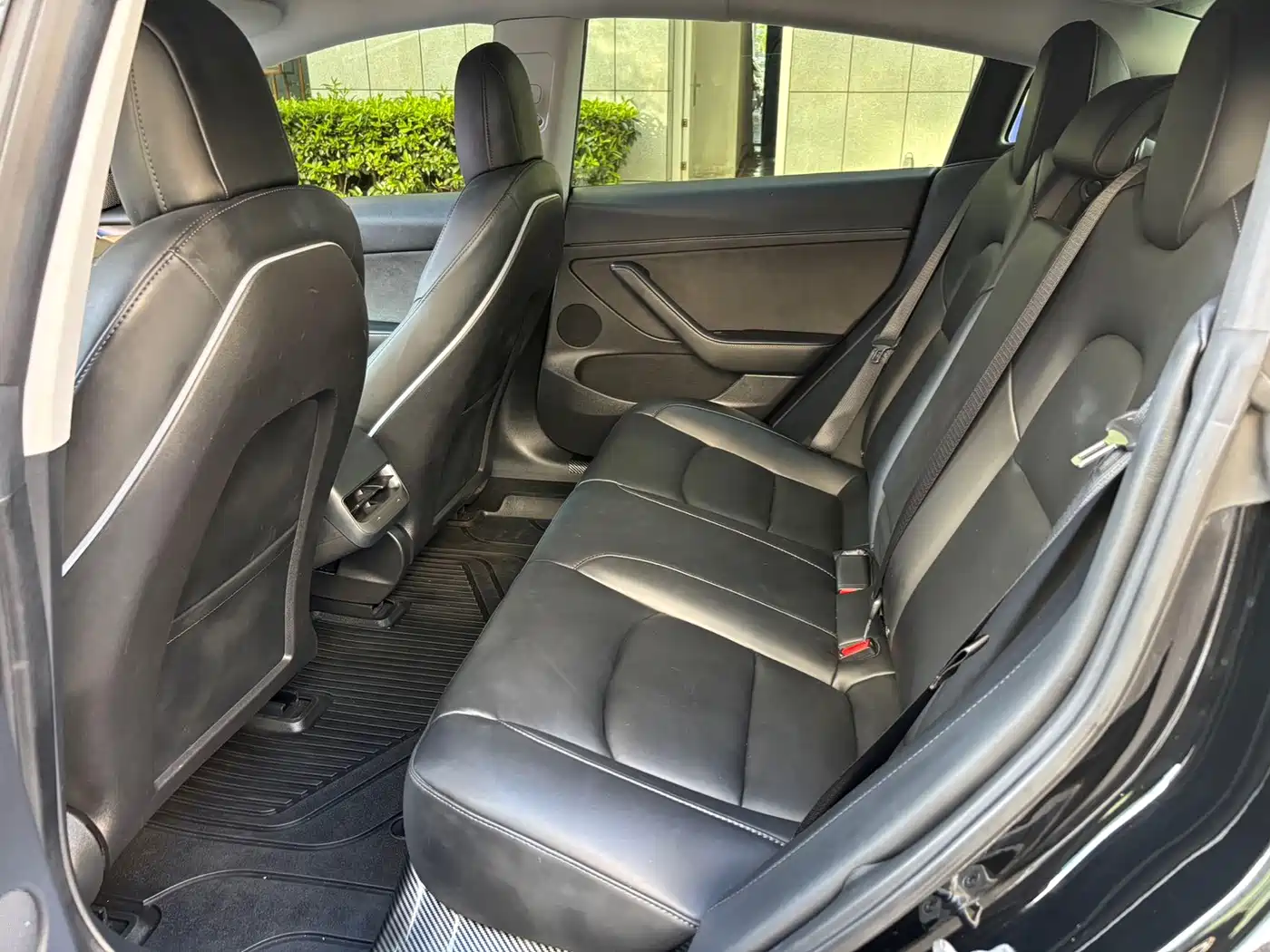 Фото 9 - Tesla Model 3