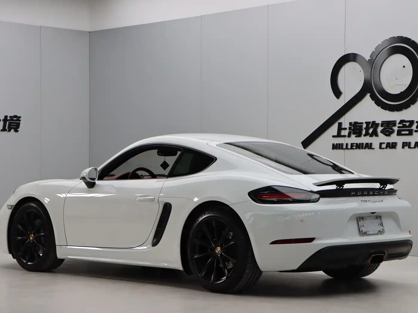 Porsche 718 2016 Cayman 2.0T фото 4