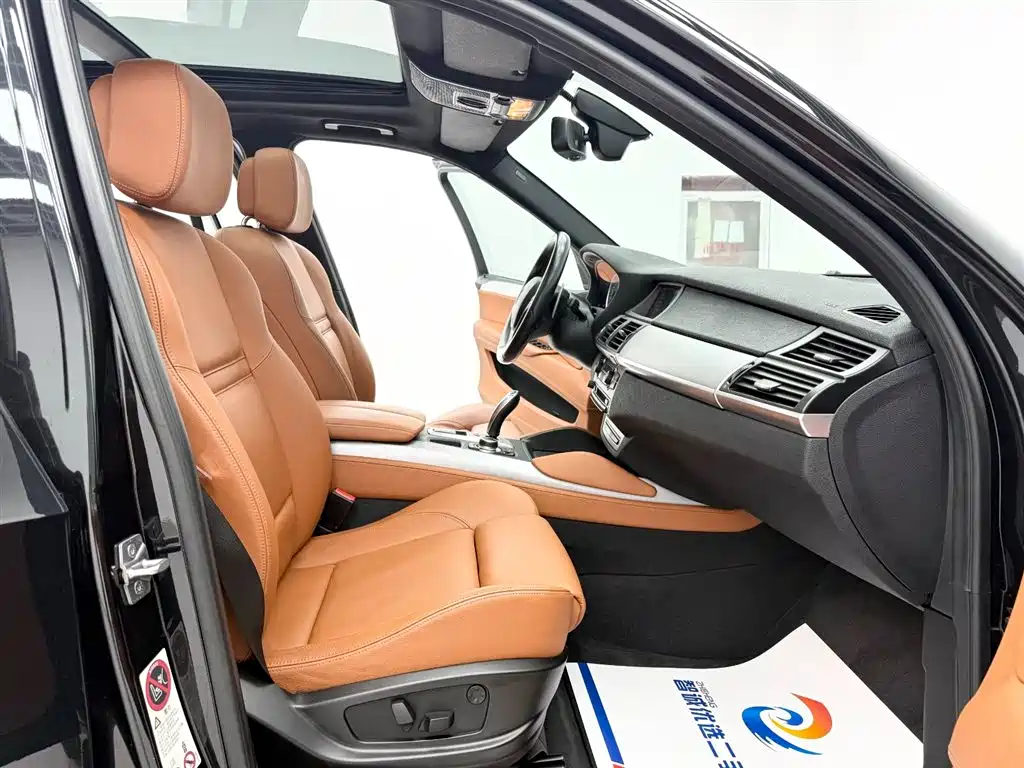 BMW X5 M 2010 X5 M фото 6