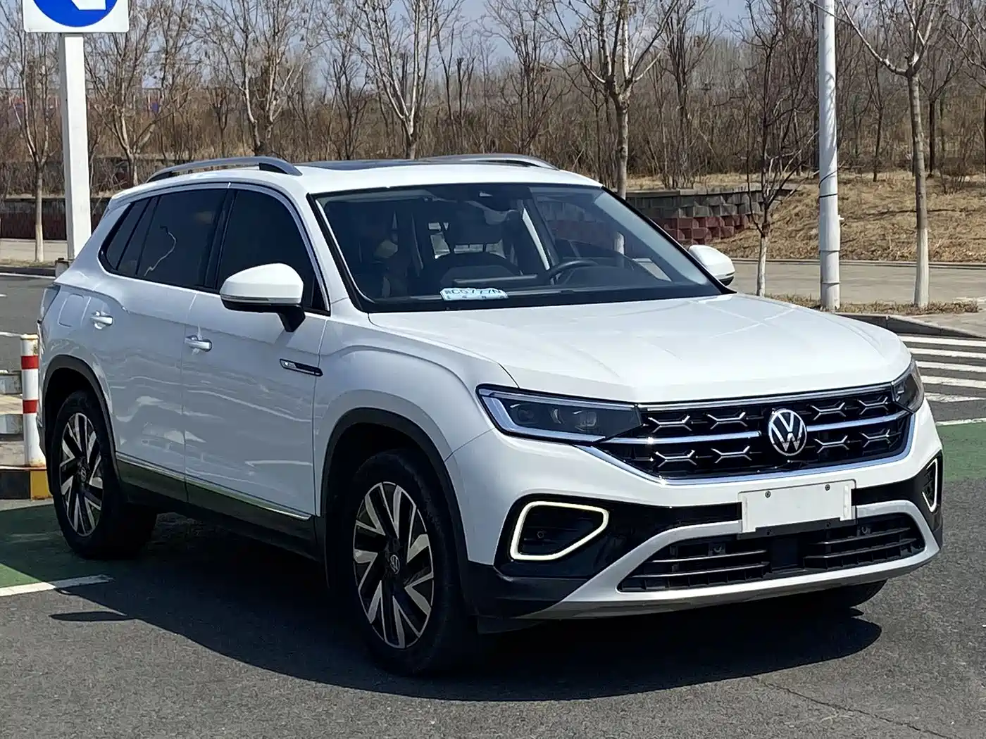 Volkswagen Tayron 2023 280TSI 2WD Luxury Plus Advanced Edition фото 2