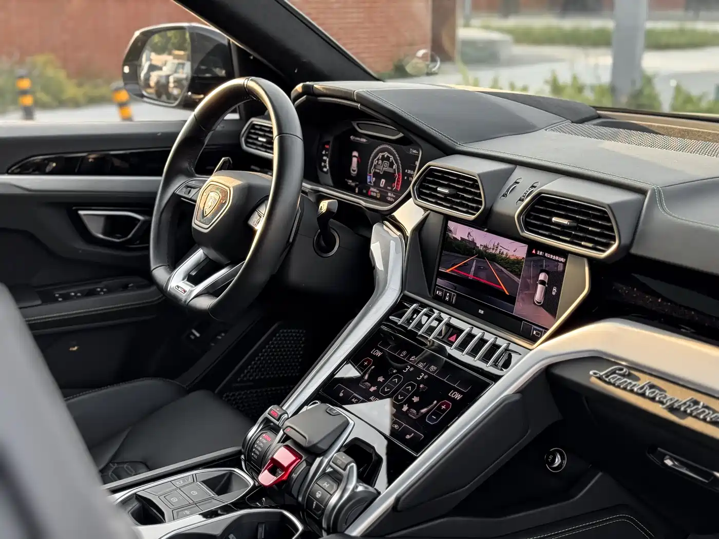 Lamborghini Urus 2018 4.0T V8 фото 10
