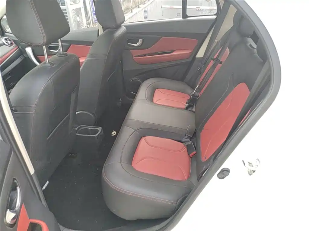 Haval H1 2016 Facelift Blue Label 1.5L AMT Luxury фото 17