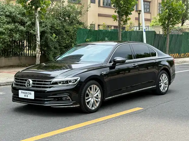 Volkswagen Volkswagen Phideon 2018 Facelift 380TSI FWD Flagship