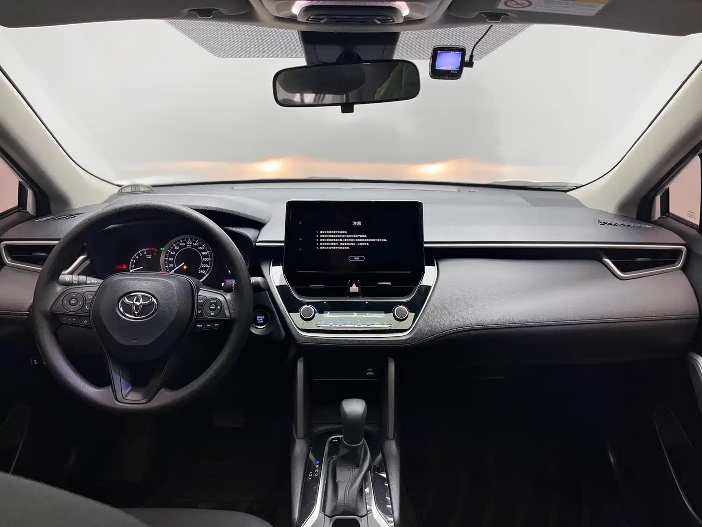 Toyota Corolla Cross 2023 2.0L Elite Edition фото 9