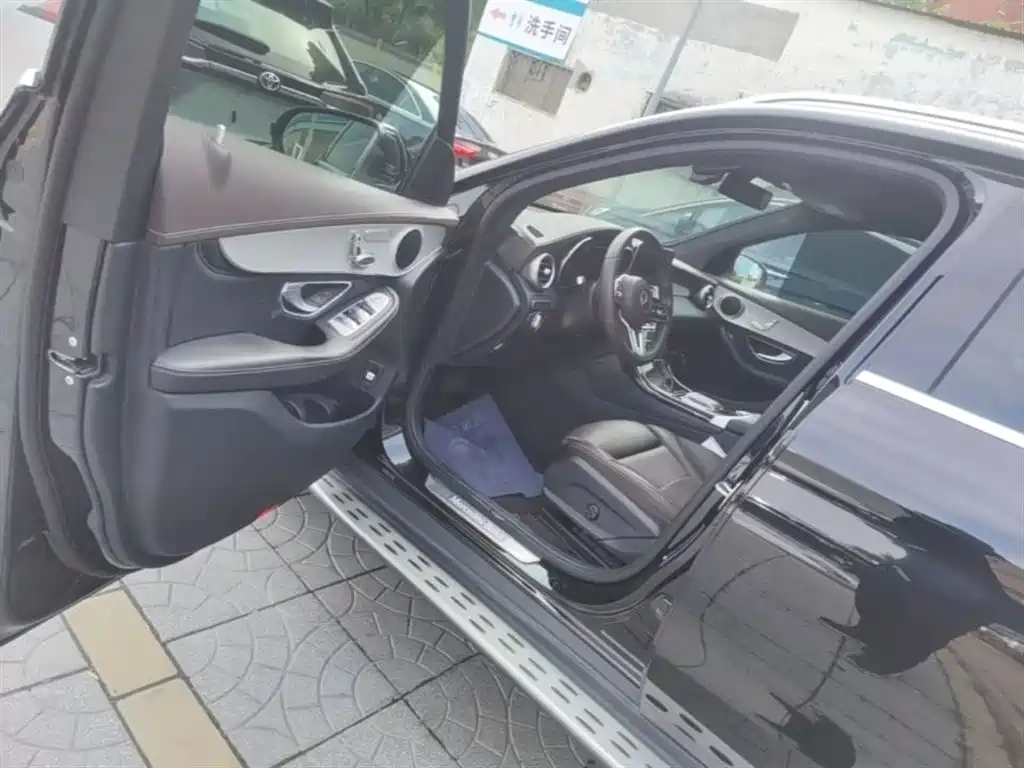Mercedes-Benz GLC 2020 Facelift GLC 260 L 4MATIC Dynamic фото 16