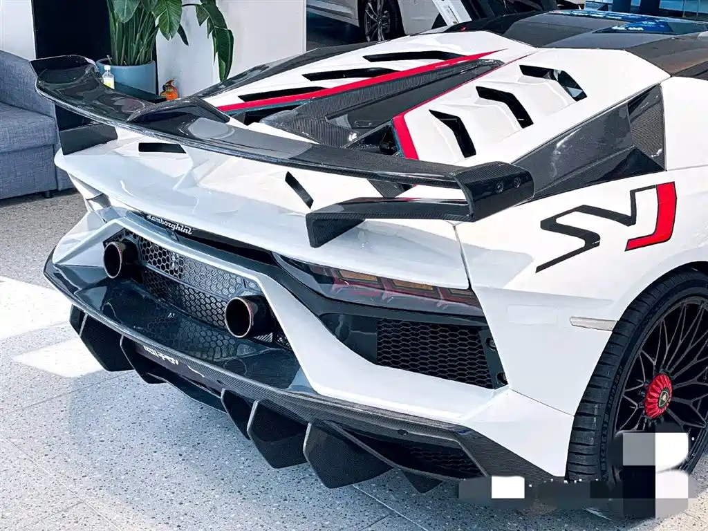 Lamborghini Aventador 2011 LP 700-4 фото 3