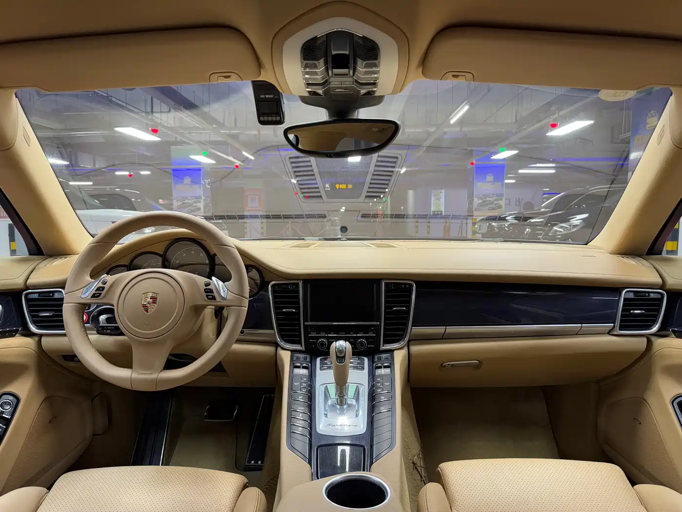 Porsche Panamera 2014 Panamera 4 3.0T фото 18