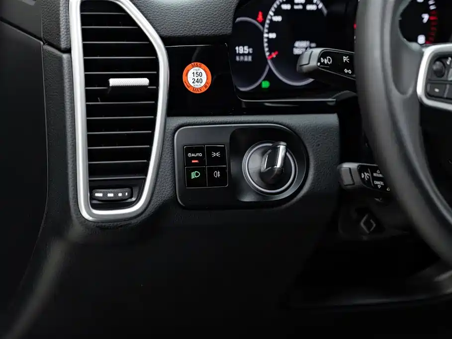 Porsche Cayenne 2019 Cayenne 3.0T фото 17