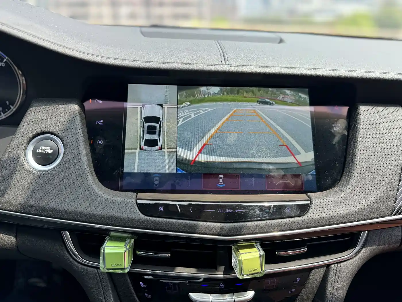 Cadillac CT6 2016 28T Leading фото 9
