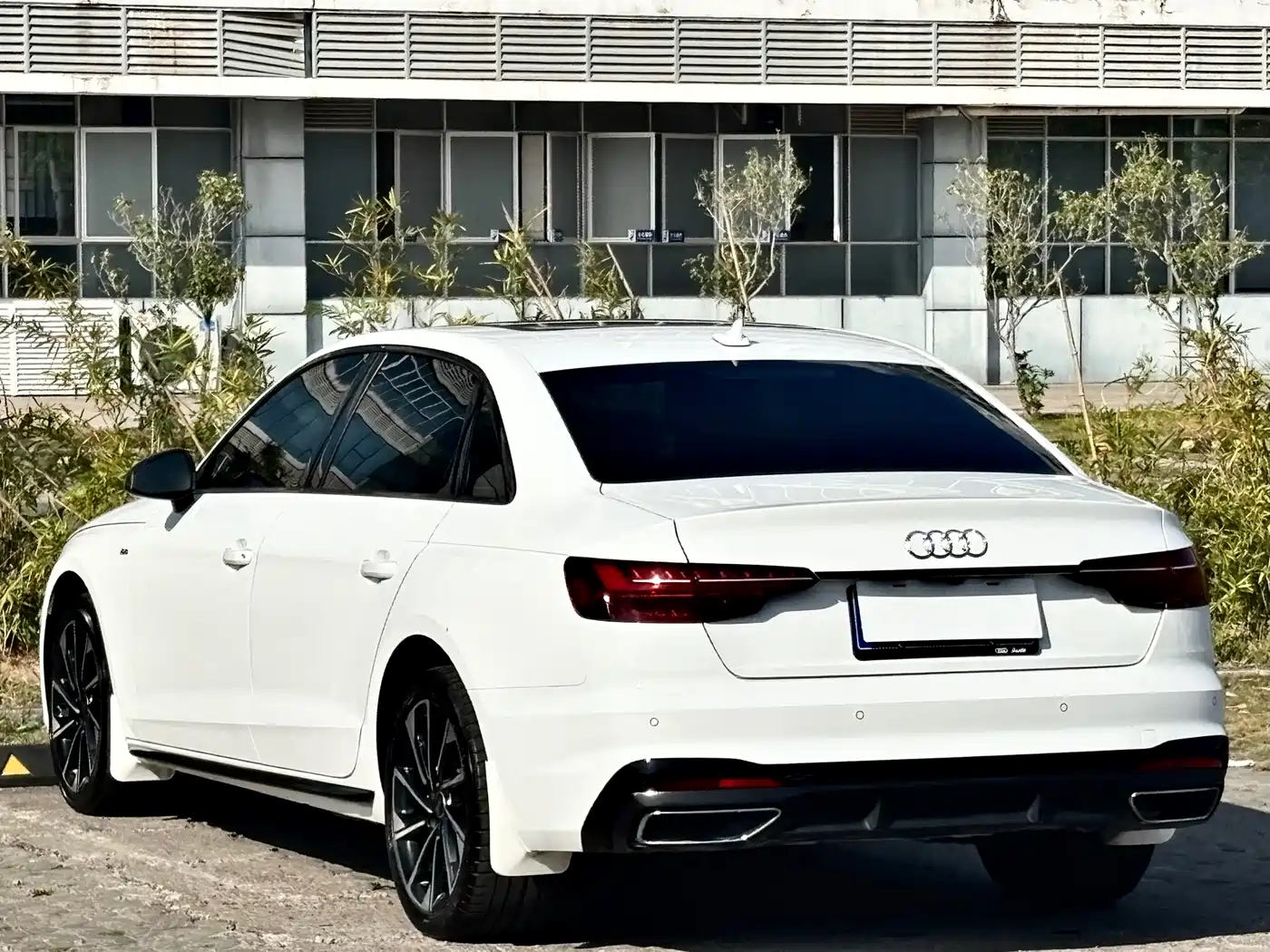 AUDI A4L