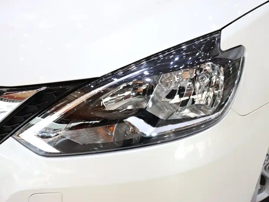 Nissan Sylphy 2025 2024 Facelift II Classic 1.6XL CVT Luxury
