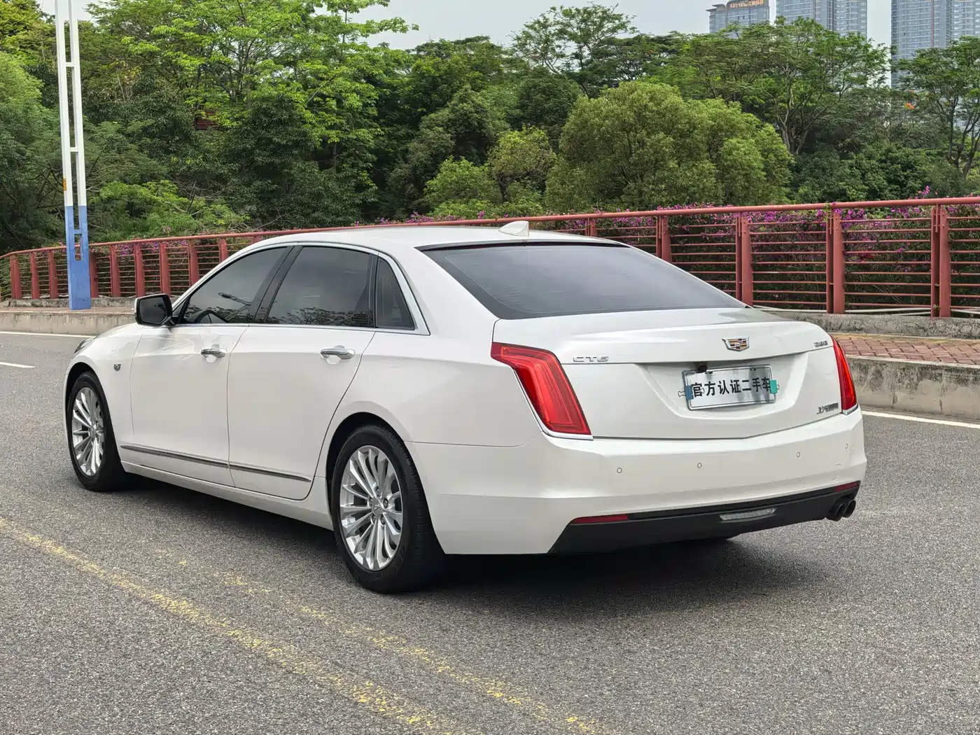 Cadillac CT6 2017 28T Fashion фото 8