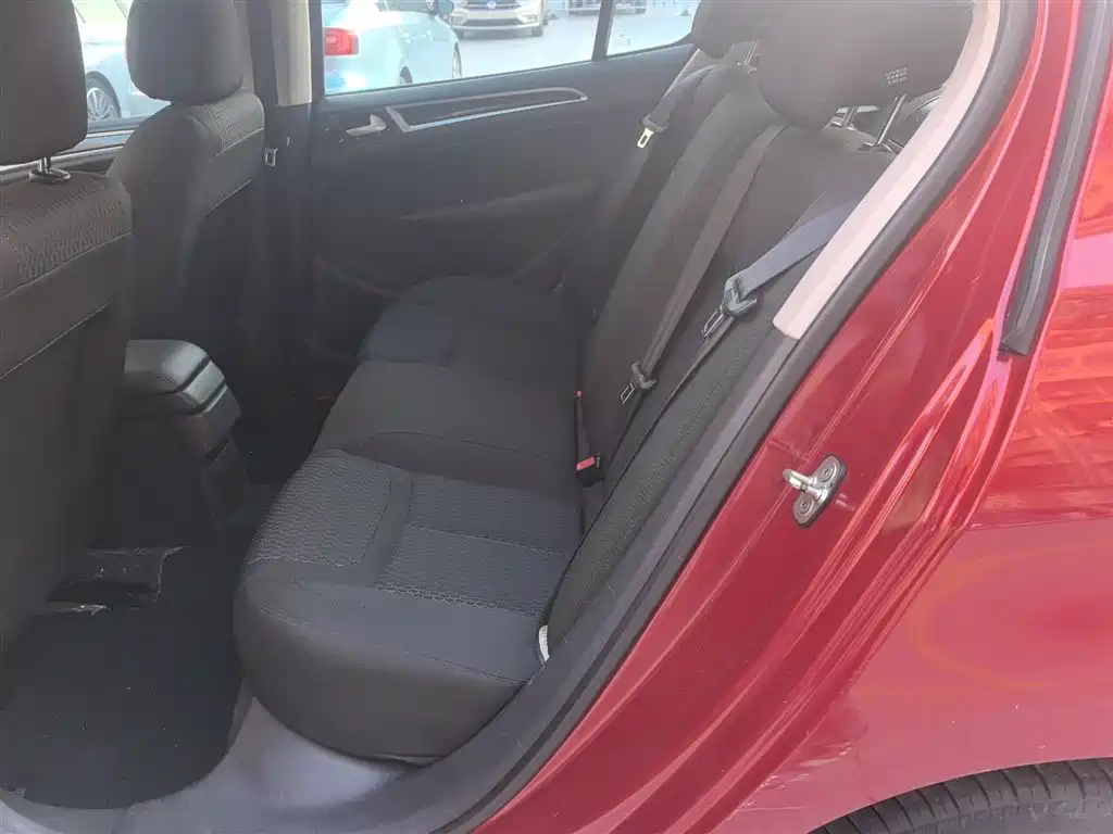 Peugeot 308 2014 Model Joy Edition Classic 1.6L Automatic Superior Style фото 13