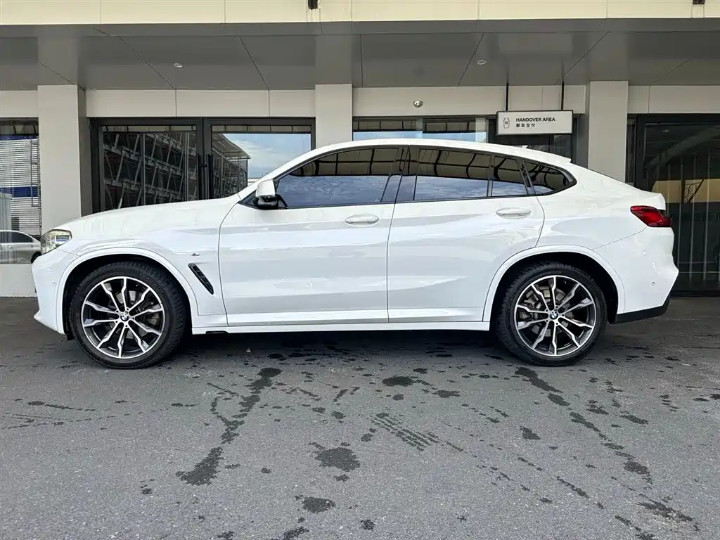 BMW X4 2021 xDrive 25i M Sport Glorious Night Package фото 12