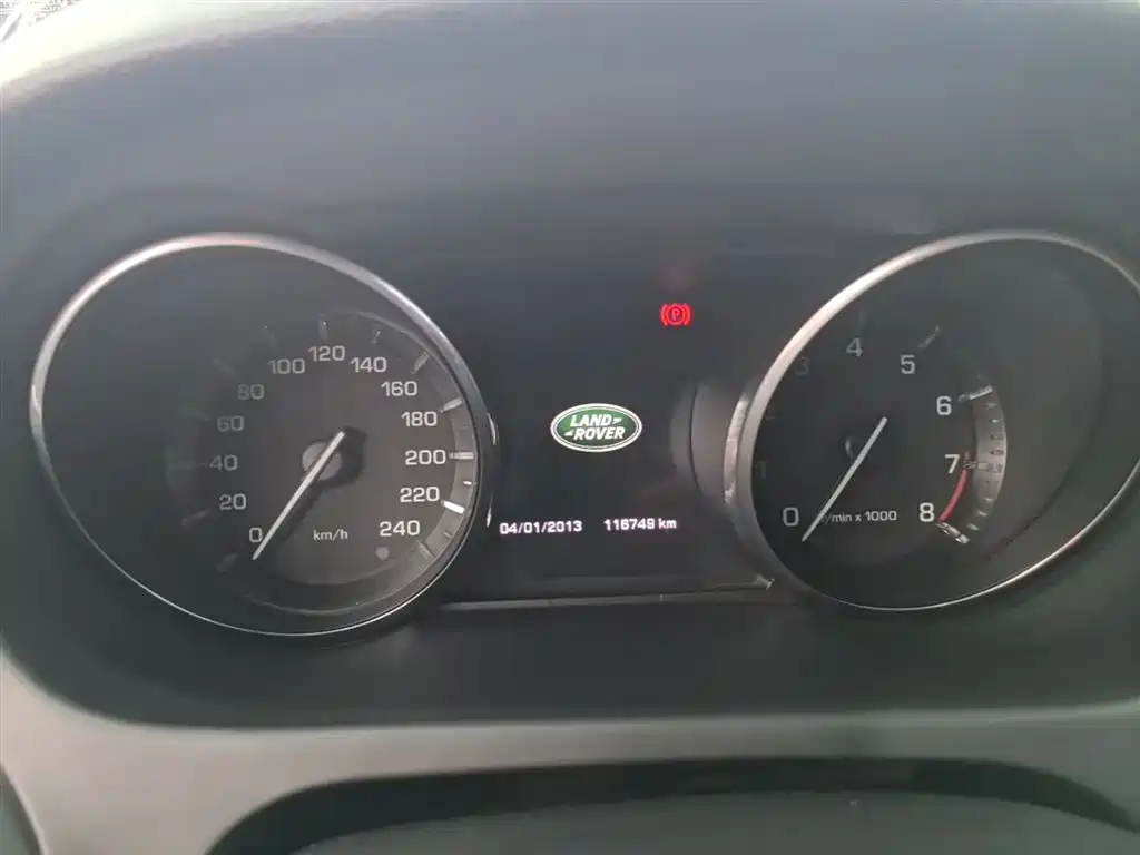 Land Rover Discovery Sport (Import) 2015 2.0T HSE Luxury фото 12