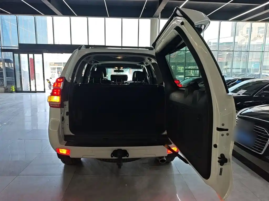 Toyota Prado 2016 2.7L Auto Standard Edition фото 19