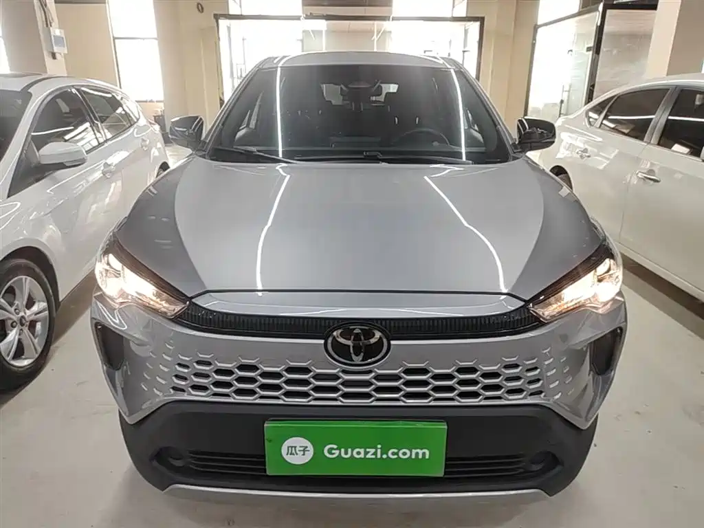 Toyota Corolla Cross 2025 2.0L Pioneer Edition фото 3