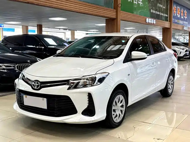 Toyota Vios 2022 1.5L CVT Venture CARE Edition — фото 1