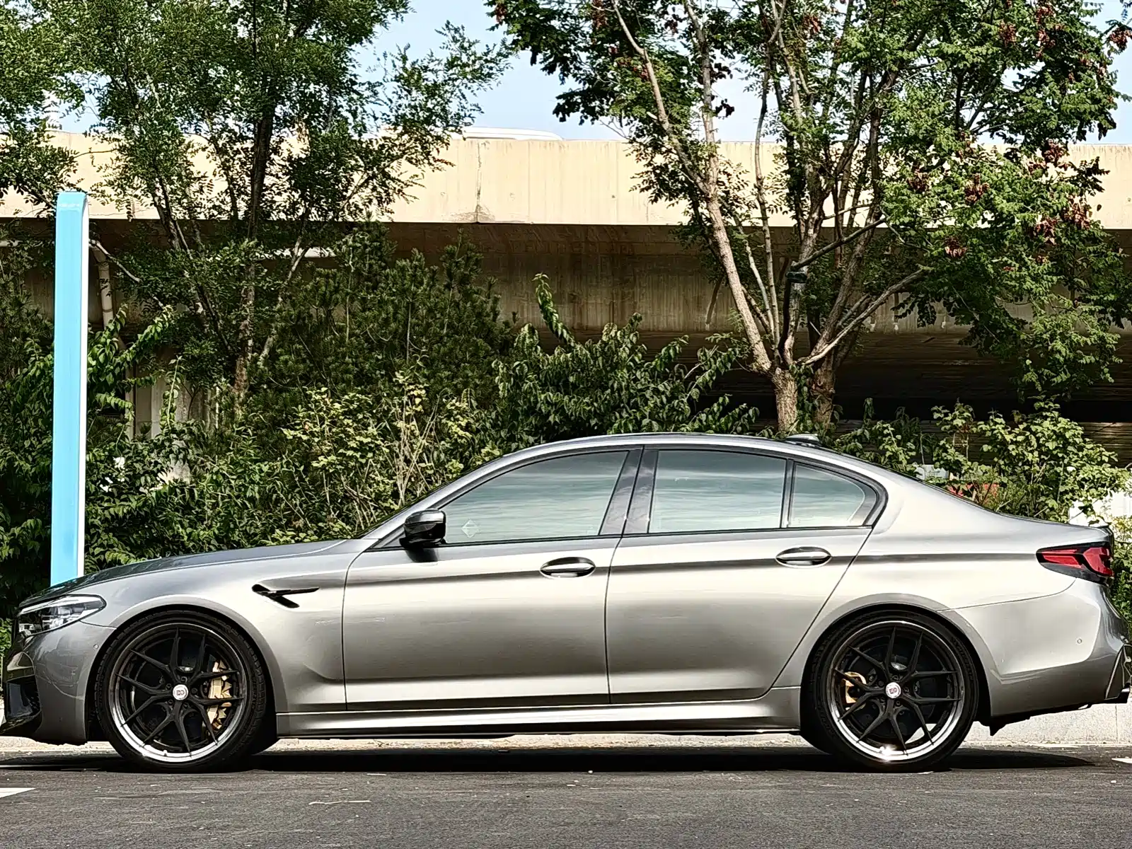 Фото 3 - BMW M5