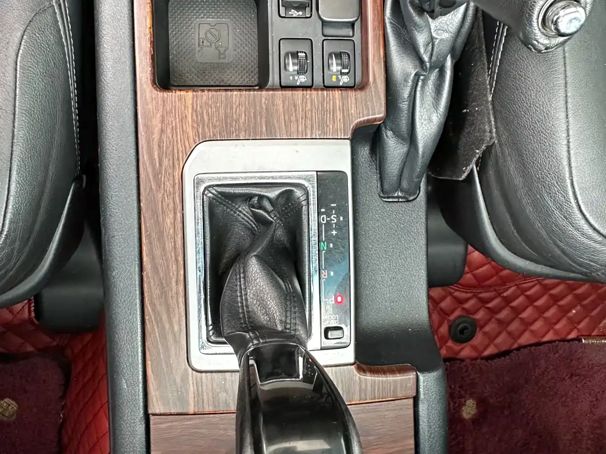 Toyota Prado 2016 2.7L Auto Luxury Edition фото 11