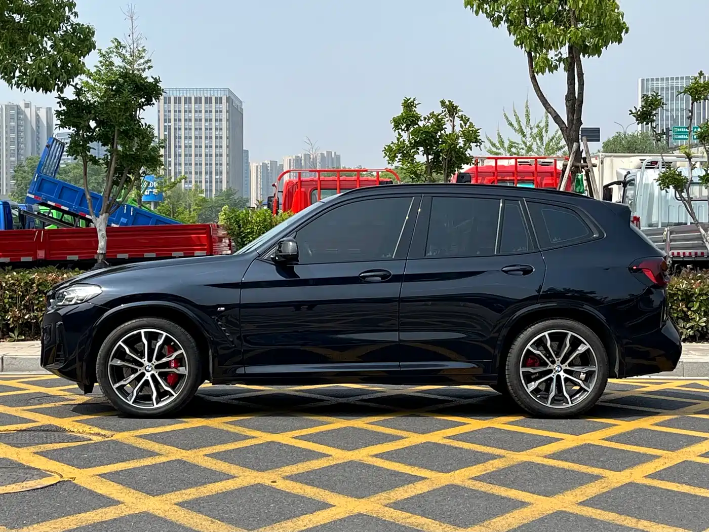 BMW X3 2022 xDrive30i Leading M Night Package фото 3