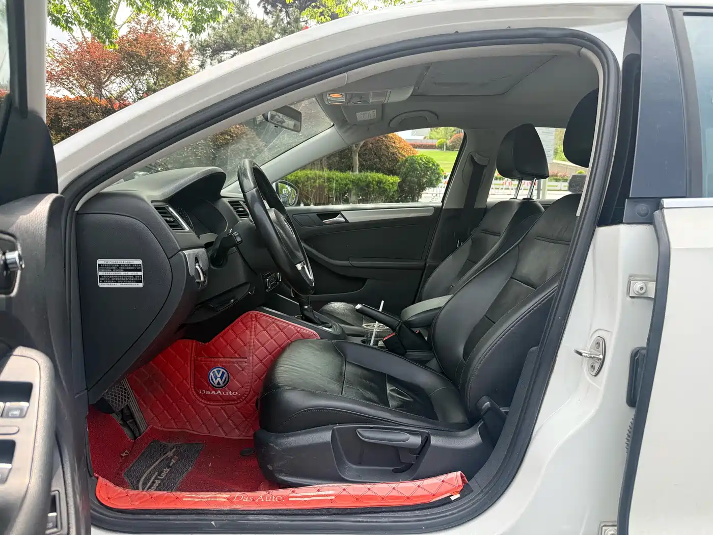 Volkswagen Sagitar 2014 Facelift 1.4TSI Automatic Luxury фото 4